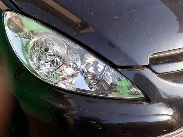 ricambi-carrozzeria-auto-parabrezza-modena